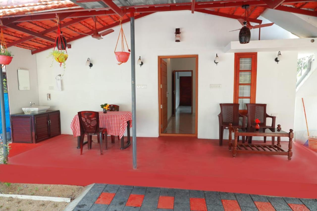 Marari La Rose Beach Homestay Марарикулам Екстериор снимка